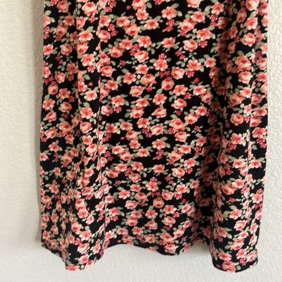 Pink and Gray Floral Top - Picture 3 of 6